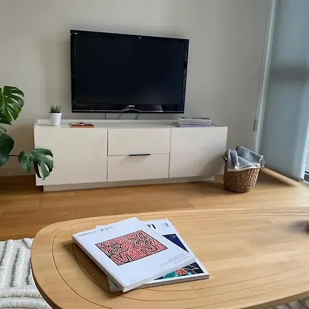 Scandinavian Newly Furnished 1 Bedroom